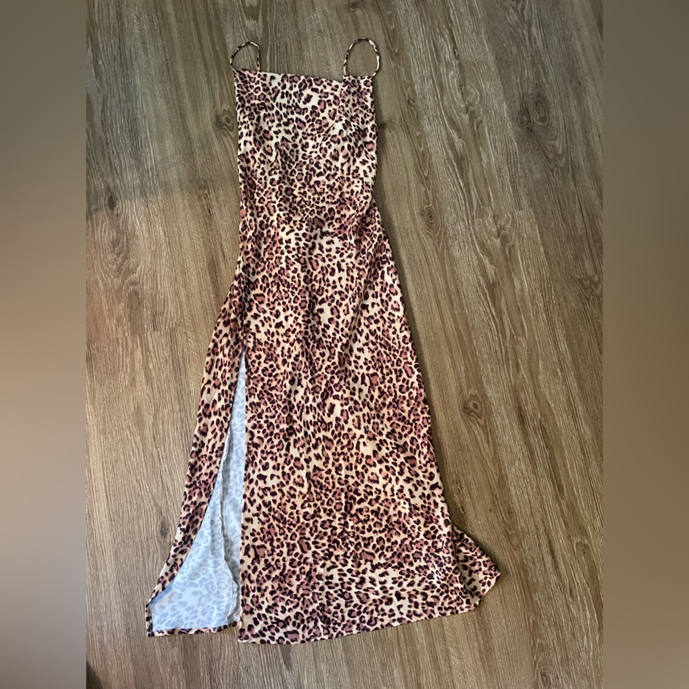 NWT RESA midi dress